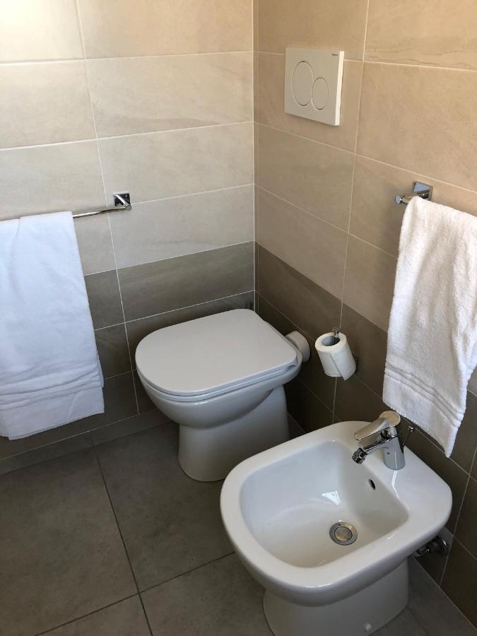 La Casa Della Ada Hotel Castelnuovo del Garda Exterior foto