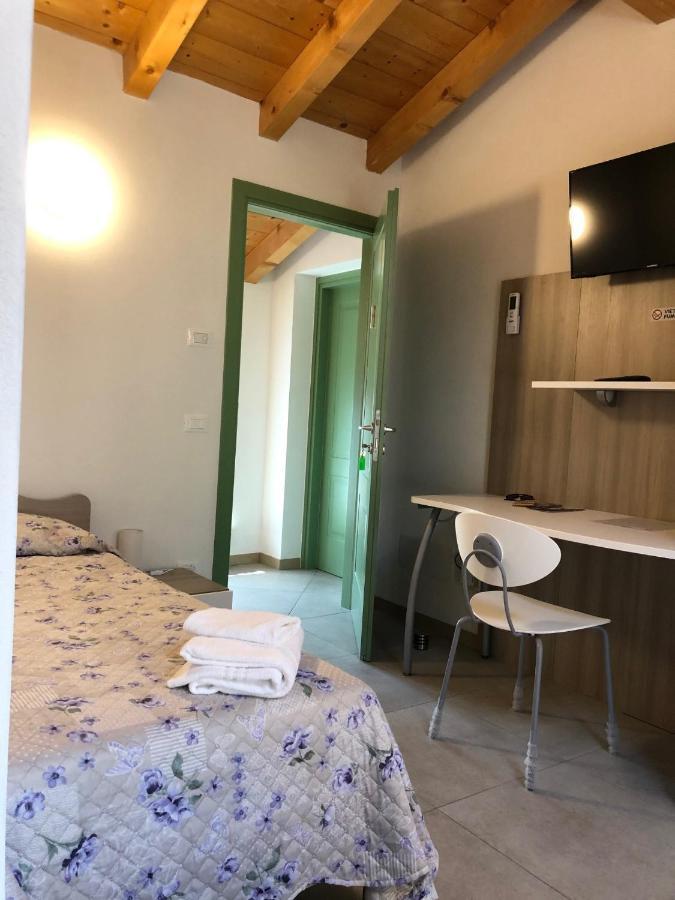 La Casa Della Ada Hotel Castelnuovo del Garda Exterior foto