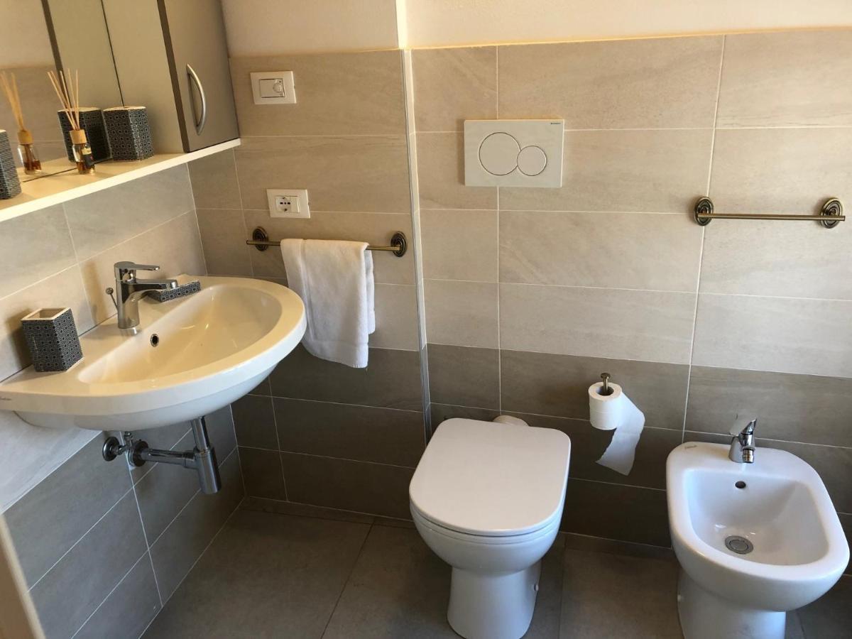 La Casa Della Ada Hotel Castelnuovo del Garda Exterior foto