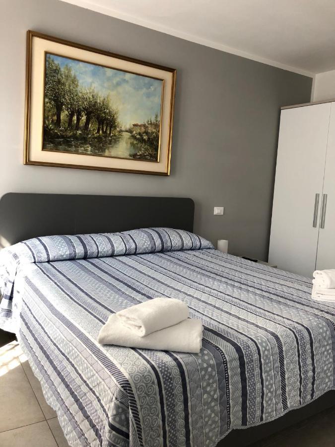 La Casa Della Ada Hotel Castelnuovo del Garda Exterior foto