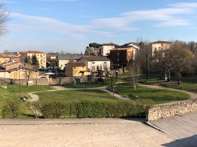 La Casa Della Ada Hotel Castelnuovo del Garda Exterior foto